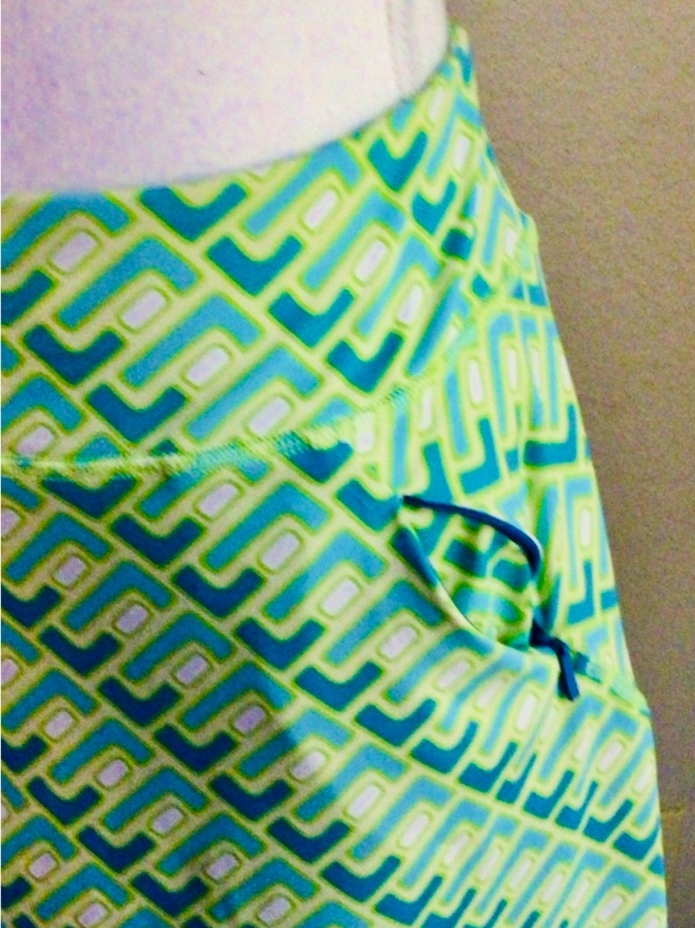 Title Nine Geometric Skort in Green and Teal - Picture 2 of 3